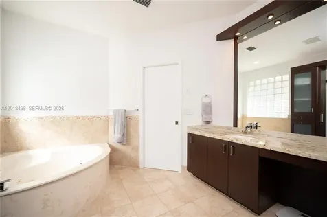 2621 Oakbrook Lane Weston FL 33332