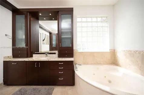2621 Oakbrook Lane Weston FL 33332