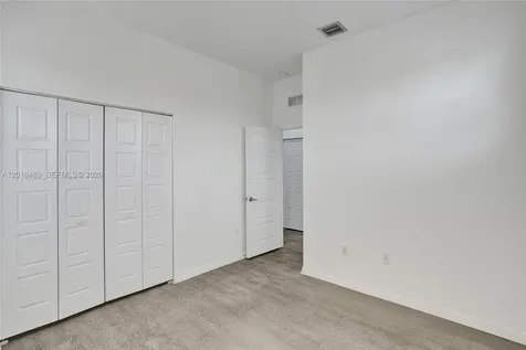 643 NE 191st Terrace Miami FL 33179