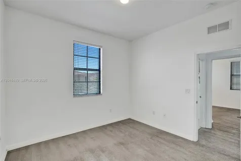 643 NE 191st Terrace Miami FL 33179