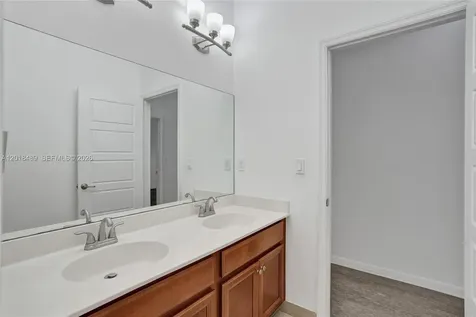 643 NE 191st Terrace Miami FL 33179