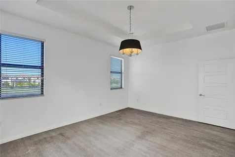 643 NE 191st Terrace Miami FL 33179