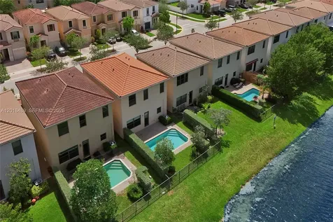 643 NE 191st Terrace Miami FL 33179