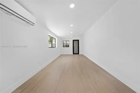 7515 SW 32nd Street Miami FL 33155