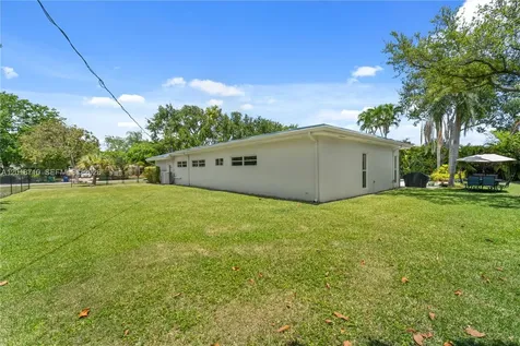 8380 SW 186 Street Cutler Bay FL 33157