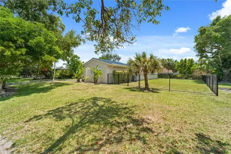 8380 SW 186 Street Cutler Bay FL 33157