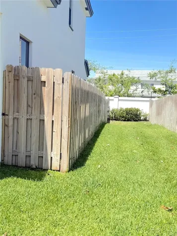 4941 Oakmont Drive Dania Beach FL 33312