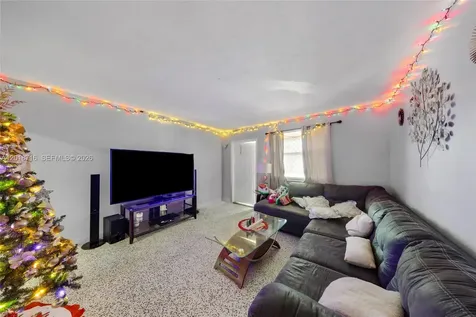 3126 NW 28th Street Miami FL 33142