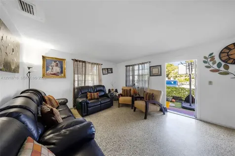 3126 NW 28th Street Miami FL 33142
