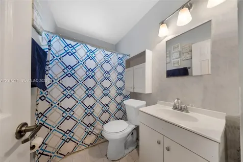 3126 NW 28th Street Miami FL 33142