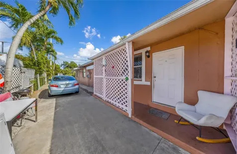 3126 NW 28th Street Miami FL 33142