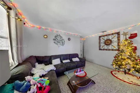 3126 NW 28th Street Miami FL 33142