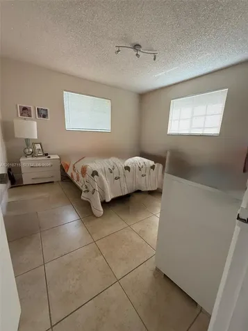 6720 SW 21st Street Miami FL 33155