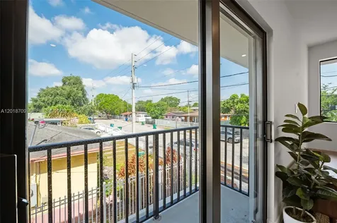 728 NW 55th Terrace Miami FL 33127