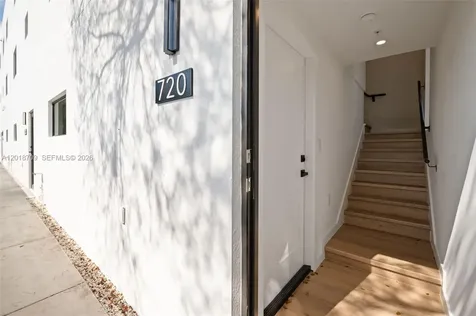 728 NW 55th Terrace Miami FL 33127