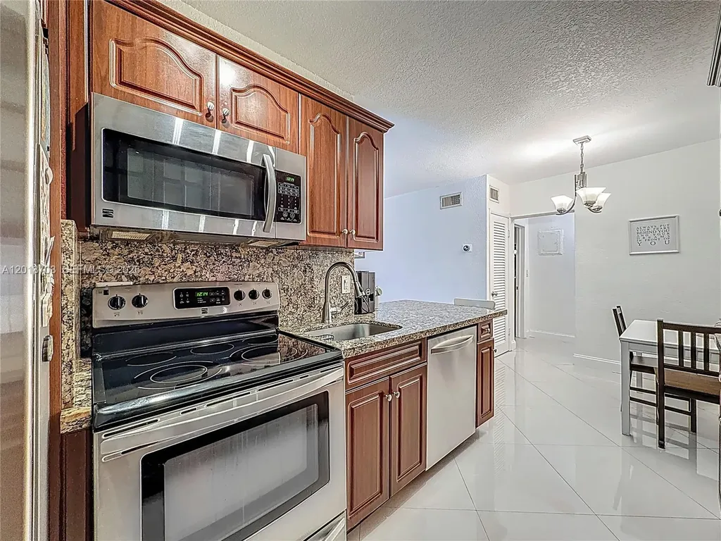 2600 S Ocean Drive Hollywood FL 33019