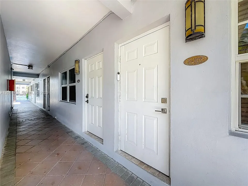 2600 S Ocean Drive Hollywood FL 33019