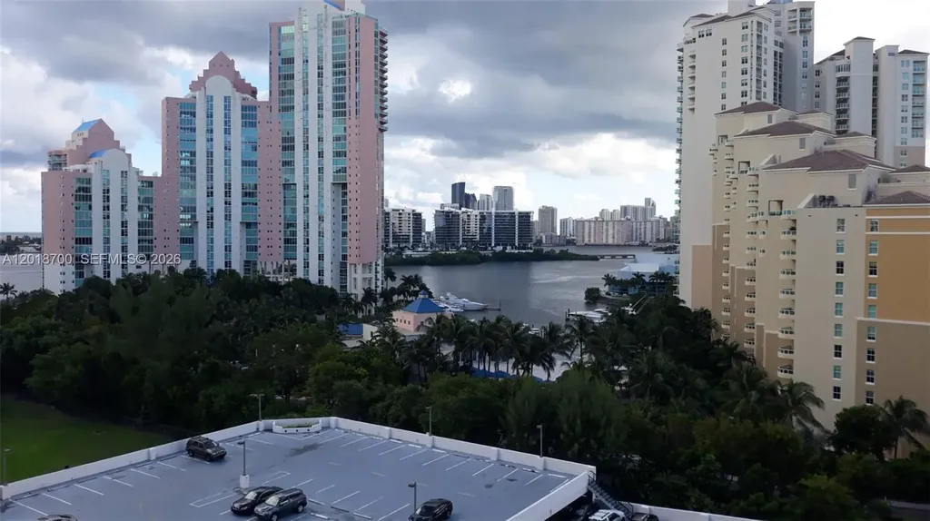 Aventura FL 33180