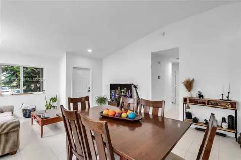 20869 NW 4th Street Pembroke Pines FL 33029