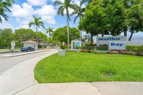 20869 NW 4th Street Pembroke Pines FL 33029