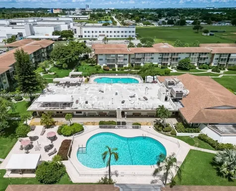 17090 NE 14th Avenue North Miami Beach FL 33162