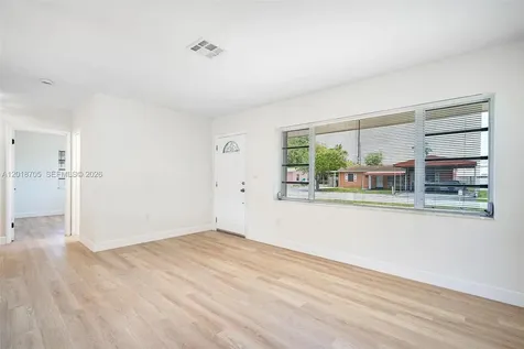 2760 NW 164th Terrace Miami Gardens FL 33054