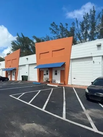 305 NW 10th Terrace Hallandale Beach FL 33009