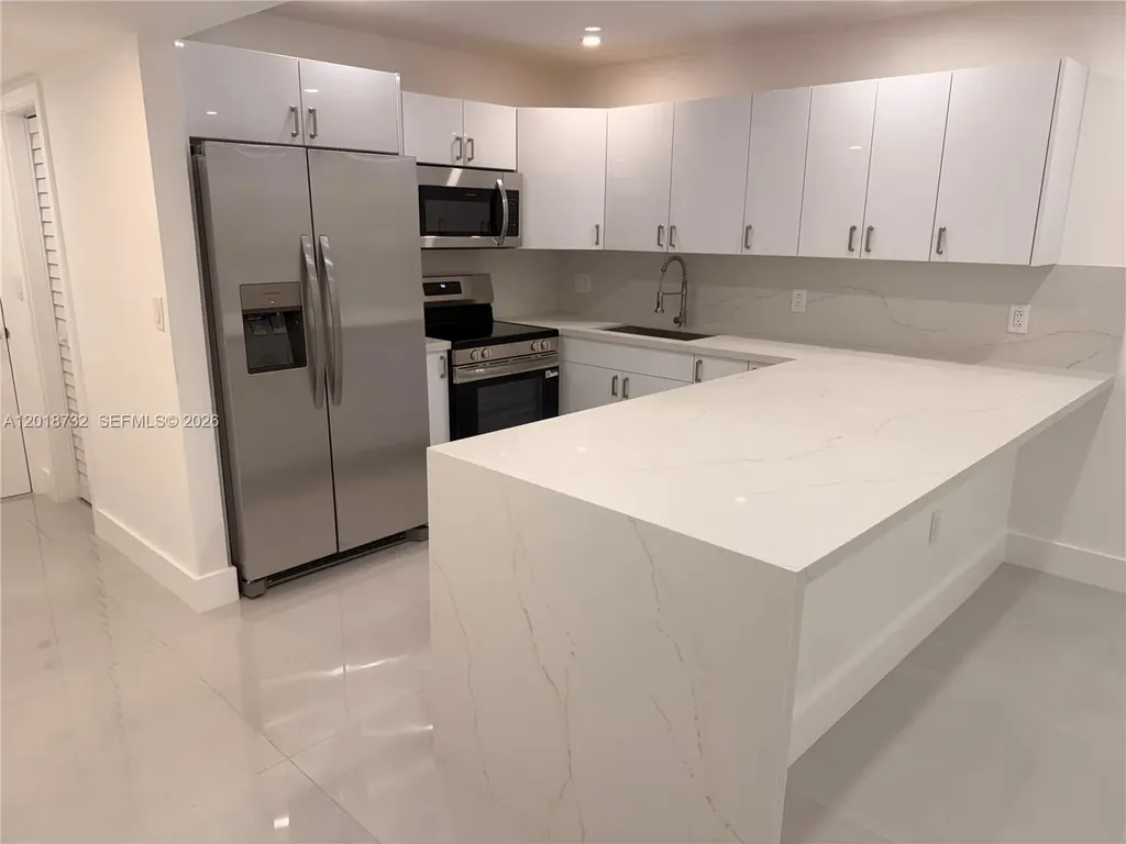 6070 W 19th Avenue Hialeah FL 33012