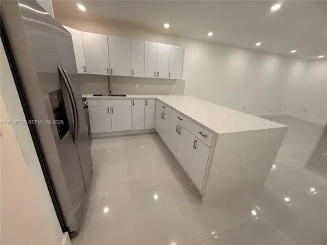 6070 W 19th Avenue Hialeah FL 33012
