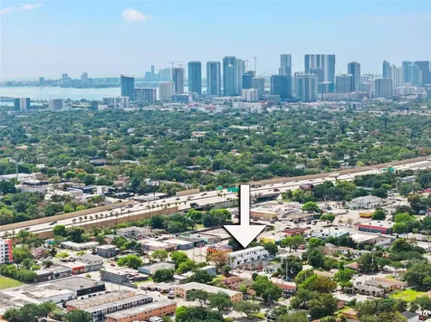 726 NW 55th Terrace Miami FL 33127