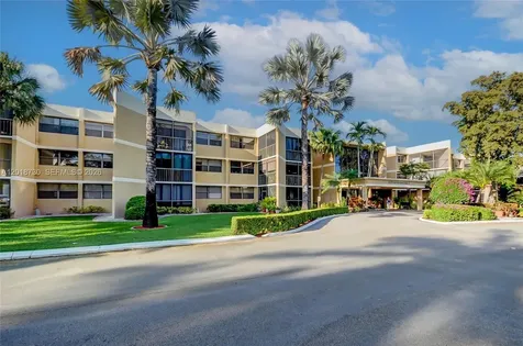 16175 Golf Club Road Weston FL 33326