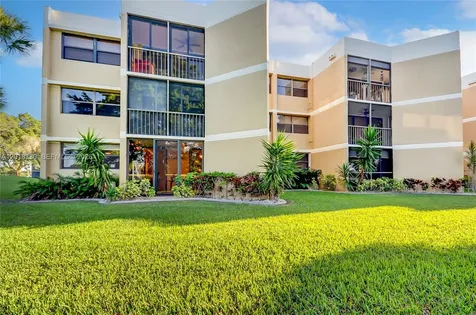 16175 Golf Club Road Weston FL 33326