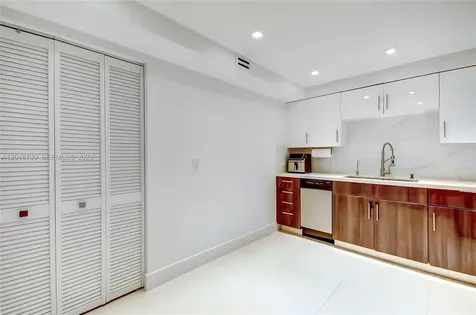16175 Golf Club Road Weston FL 33326