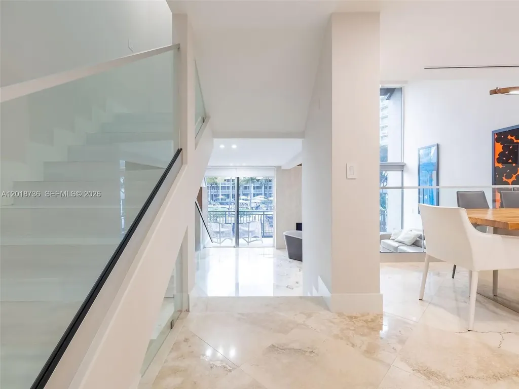 18 Port Side Drive Fort Lauderdale FL 33316