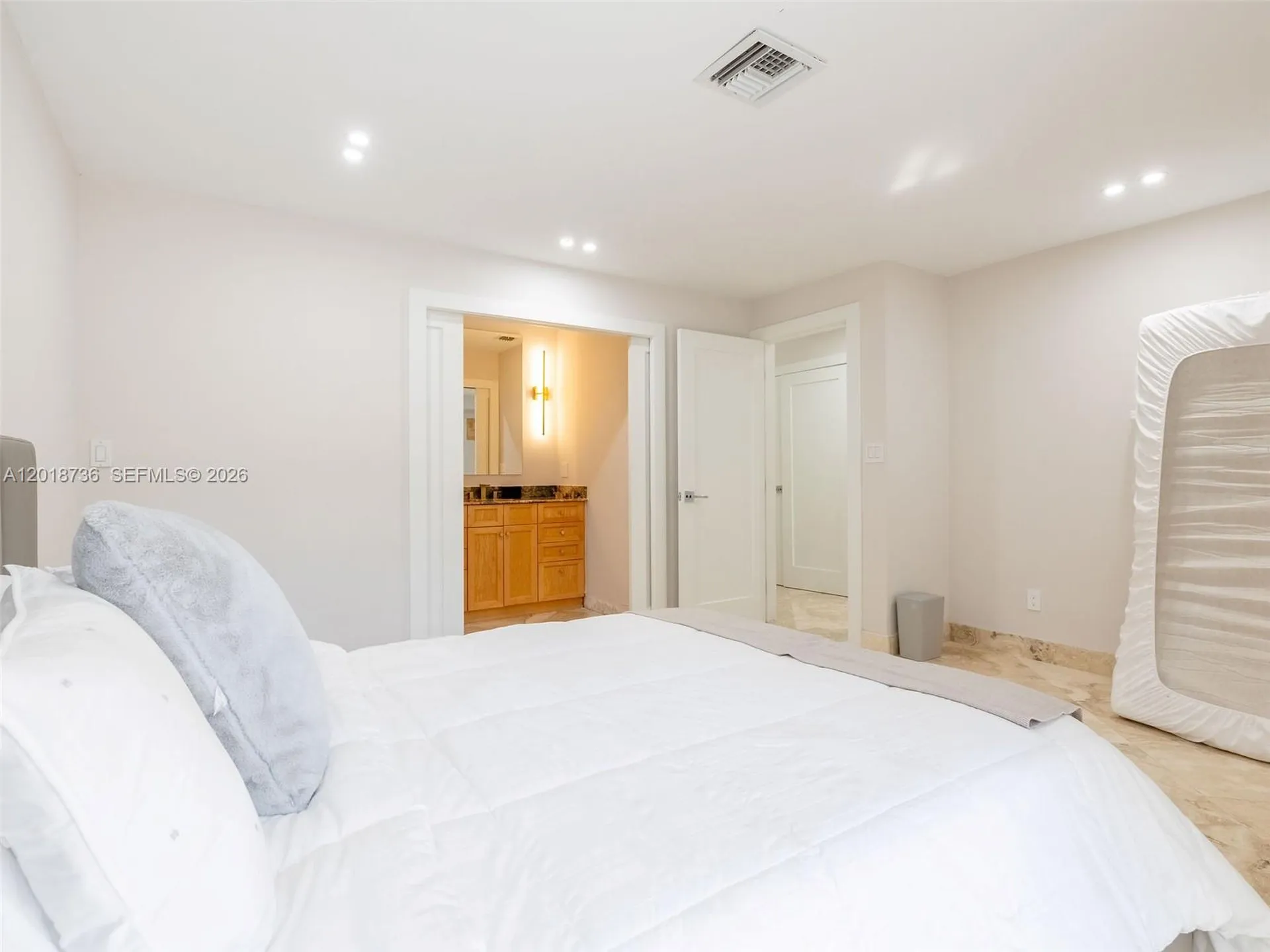 18 Port Side Drive Fort Lauderdale FL 33316