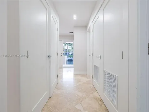 18 Port Side Drive Fort Lauderdale FL 33316