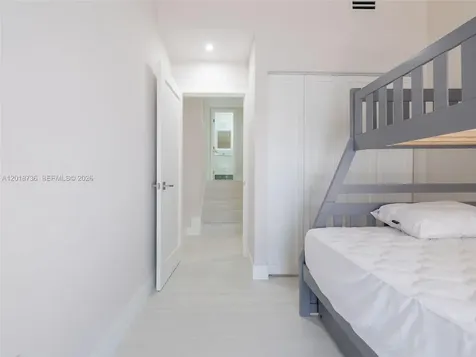 18 Port Side Drive Fort Lauderdale FL 33316