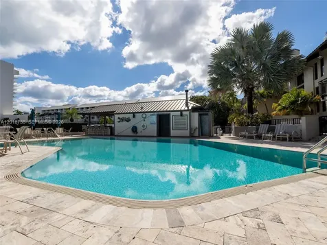 18 Port Side Drive Fort Lauderdale FL 33316