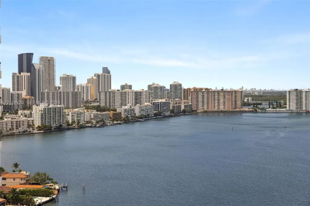 19195 NE 36th Court Aventura FL 33180
