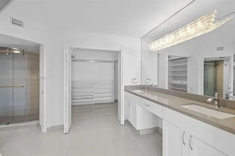 19195 NE 36th Court Aventura FL 33180