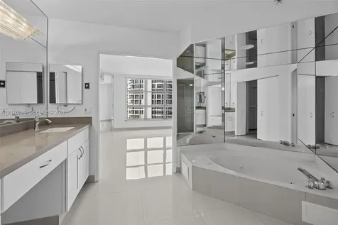 19195 NE 36th Court Aventura FL 33180