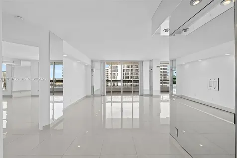 19195 NE 36th Court Aventura FL 33180