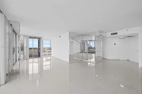 19195 NE 36th Court Aventura FL 33180