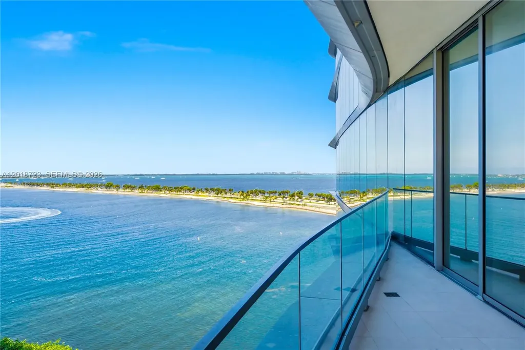 175 SE 25 Road Miami FL 33129