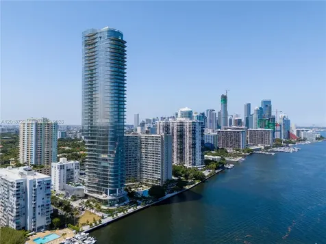175 SE 25 Road Miami FL 33129