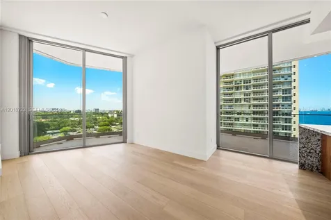 175 SE 25 Road Miami FL 33129