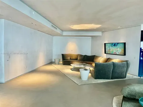 18555 Collins Avenue Sunny Isles Beach FL 33160