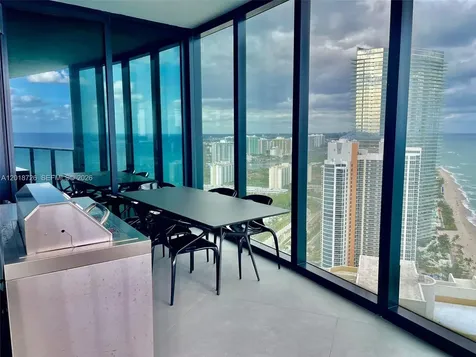 18555 Collins Avenue Sunny Isles Beach FL 33160