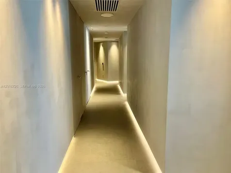 18555 Collins Avenue Sunny Isles Beach FL 33160