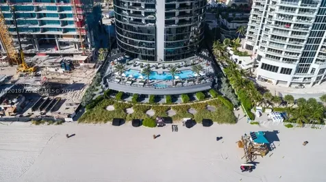 18555 Collins Avenue Sunny Isles Beach FL 33160
